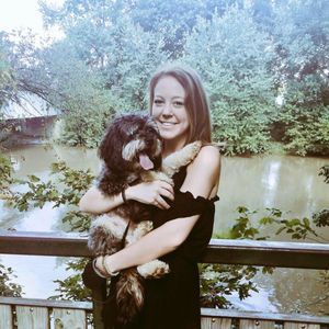 Meet your Posher, Haleigh